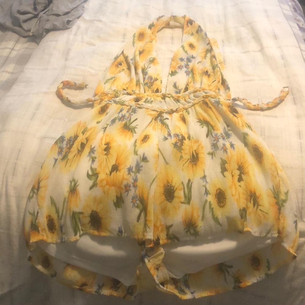 Romper great condition never worn size L
